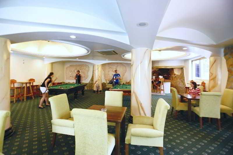 Hotel Defne Ana à Sidé Extérieur photo